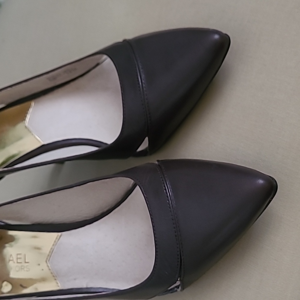 Michael Kors Hamilton Shoes ❤️ - Picture 4 of 10